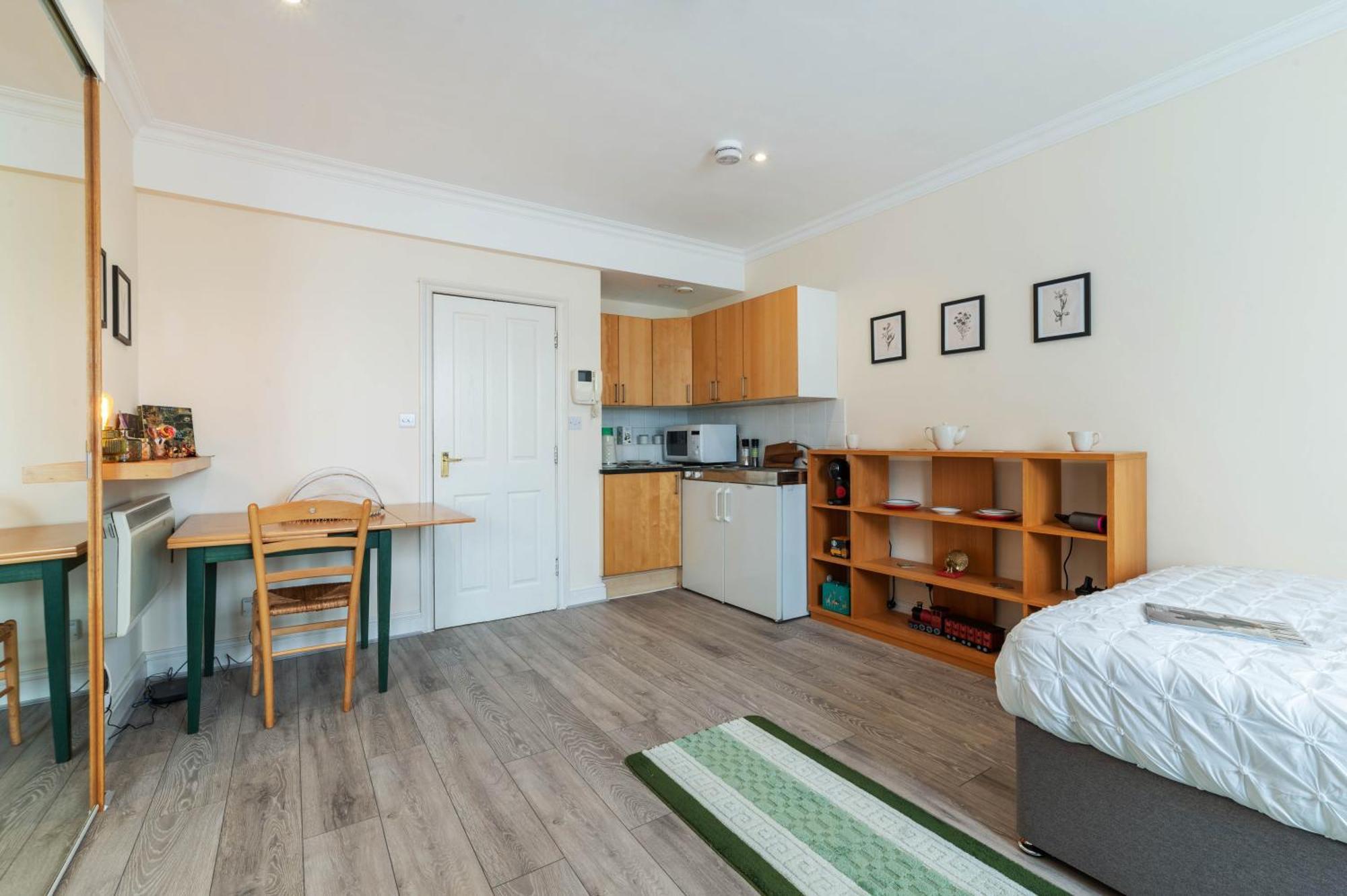 Elegant Art Deco Whole Apartment - 2Mins To Hyde Park, 8Mins To Bayswater, Nottinghill, Paddington Londres Exterior foto